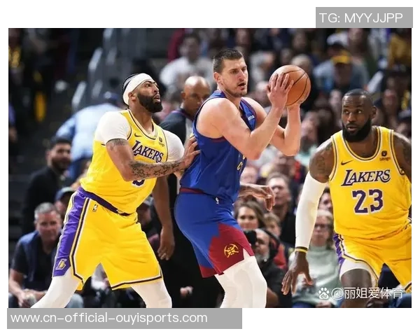 湖人对决鹈鹕的精彩较量回顾及比赛亮点分析